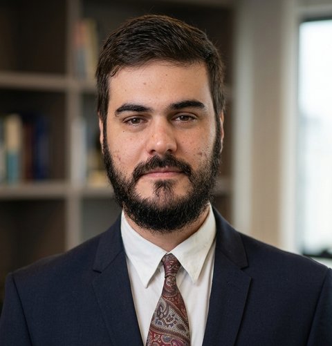 Abogado Walter Omar Mc Cann, especialista en seguros